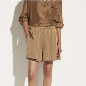 Vince Pleated Satin pull on shorts